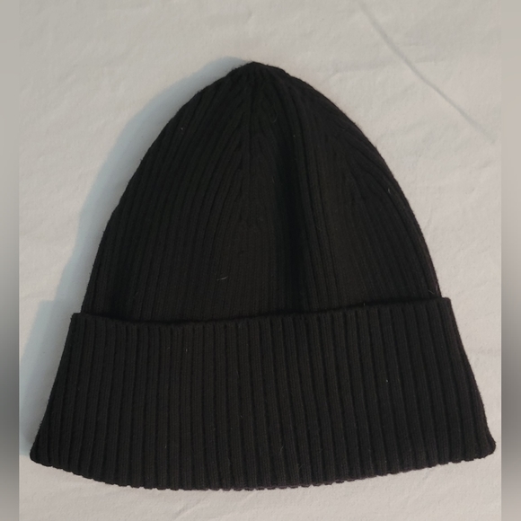 Ribbed knit hat - Picture 9 of 9